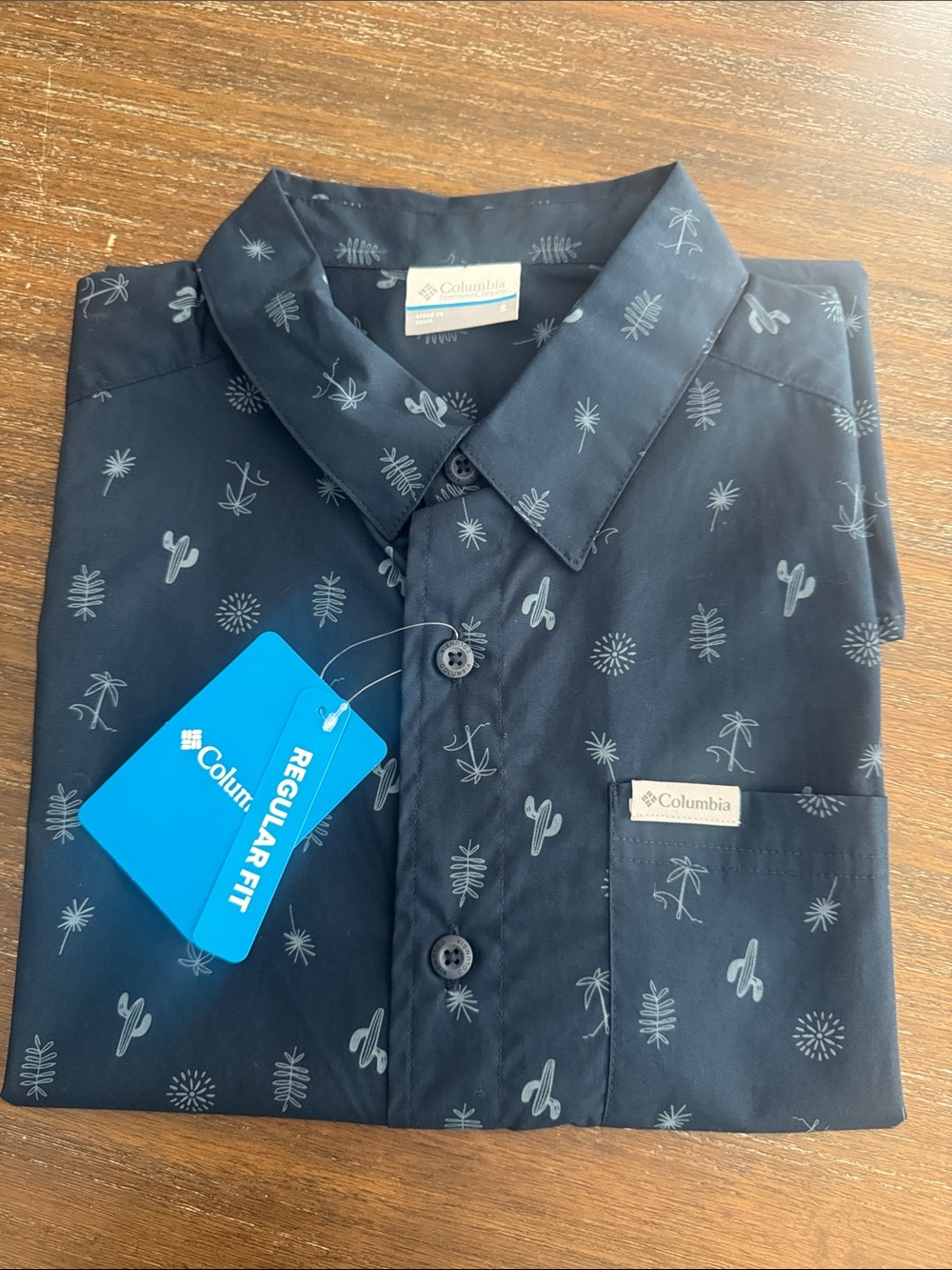 Columbia Rogers Peak Button Up Short Sleeve Shirt Outdoors Men’s Small